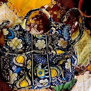 Authentic Vera Bradley Crossbody tote-Ellie Blue